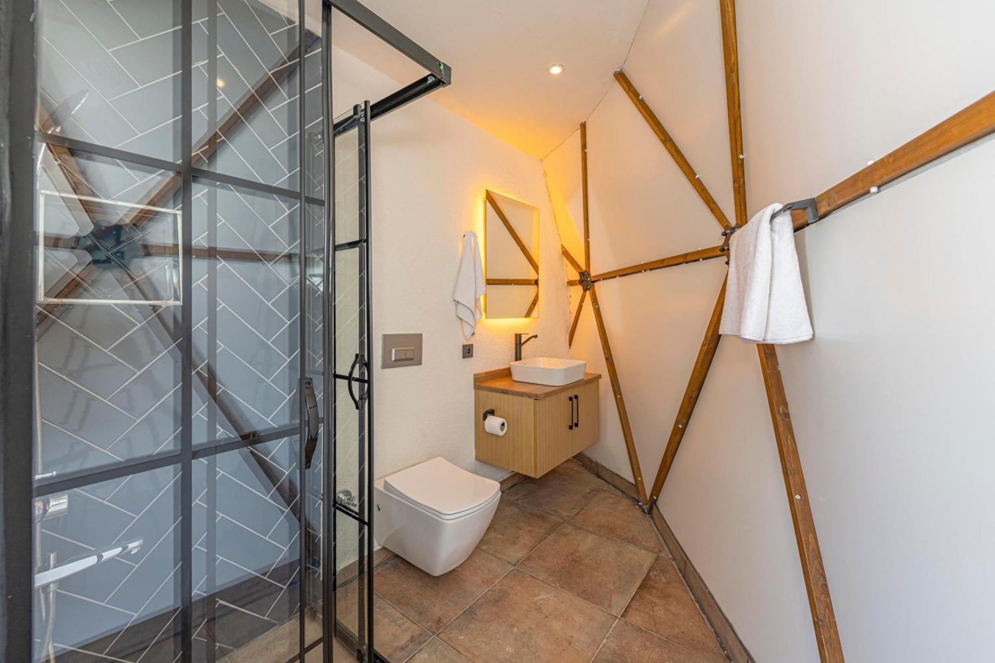 Kalkan Dome Suites & Deluxe-Glamping Holiday In Kalkan Kas Exterior photo