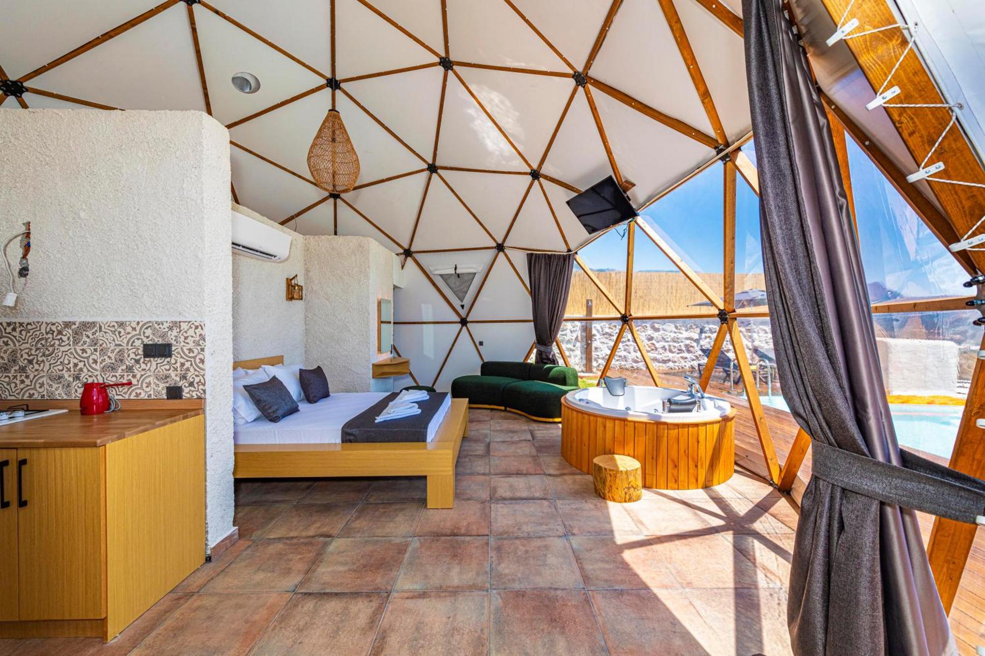 Kalkan Dome Suites & Deluxe-Glamping Holiday In Kalkan Kas Exterior photo